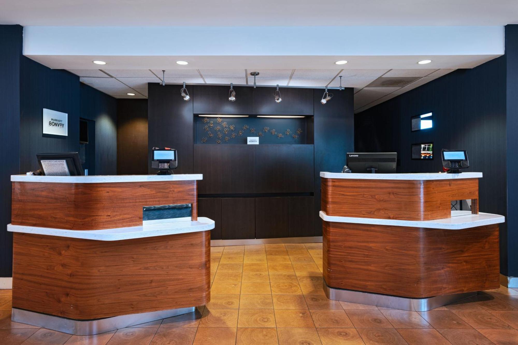 Courtyard By Marriott San Antonio Airport Hotell Exteriör bild